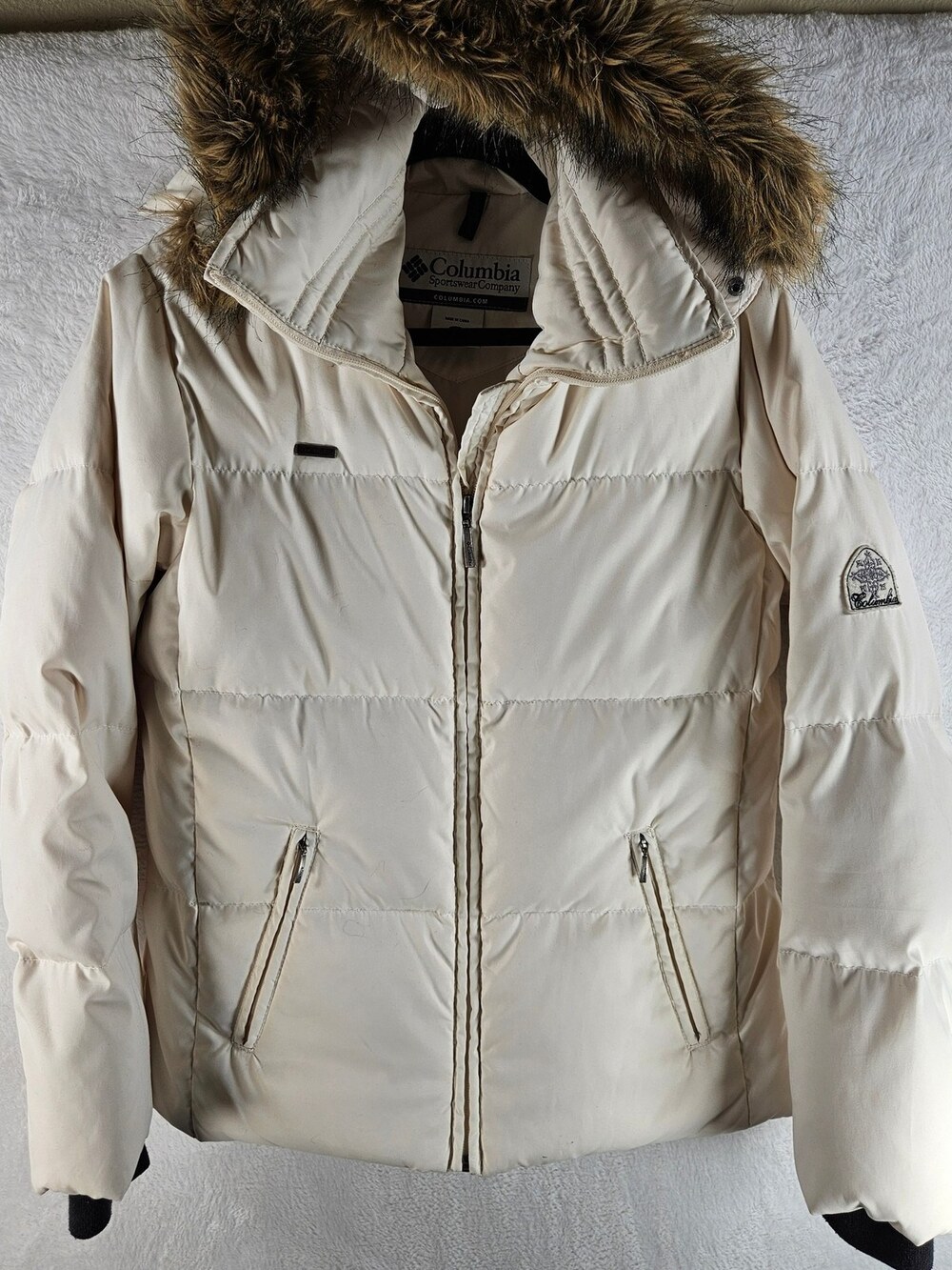 Columbia Sportswear Down Puffer Jacket Cream Faux Fur Hood Women's Size Small